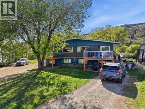 3170/3172 Wawn Crescent, Kamloops, BC, V2B7J6 | Card Image