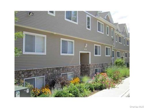 205 Tondo Cir, Harriman, NY, 10926-3459 | Card Image