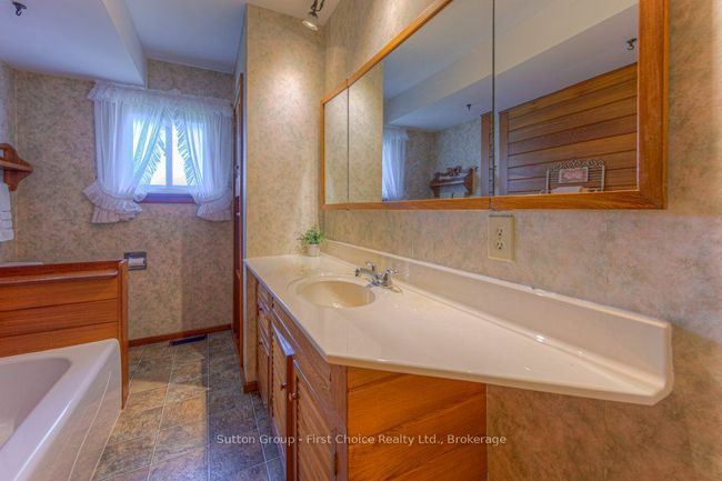 77 Huron Rd, House other with 3 bedrooms, 1 bathrooms and 6 parking in Sebringville ON | Image 24