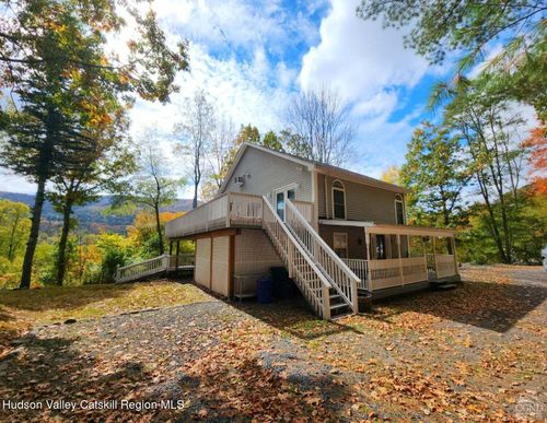 16 Hickory Hill Rd, Windham, NY, 12496-5633 | Card Image