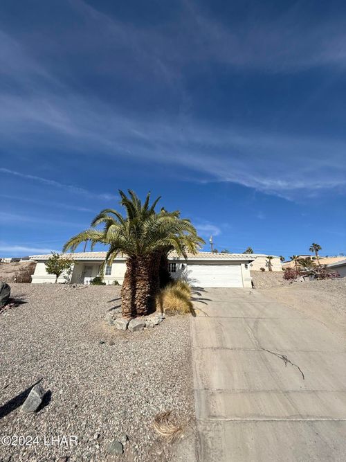 3151 Amigo Dr, Lake Havasu City, AZ, 86404-1505 | Card Image