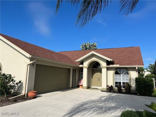 816 Belville Blvd, NAPLES, FL, 34104-6566 | Card Image
