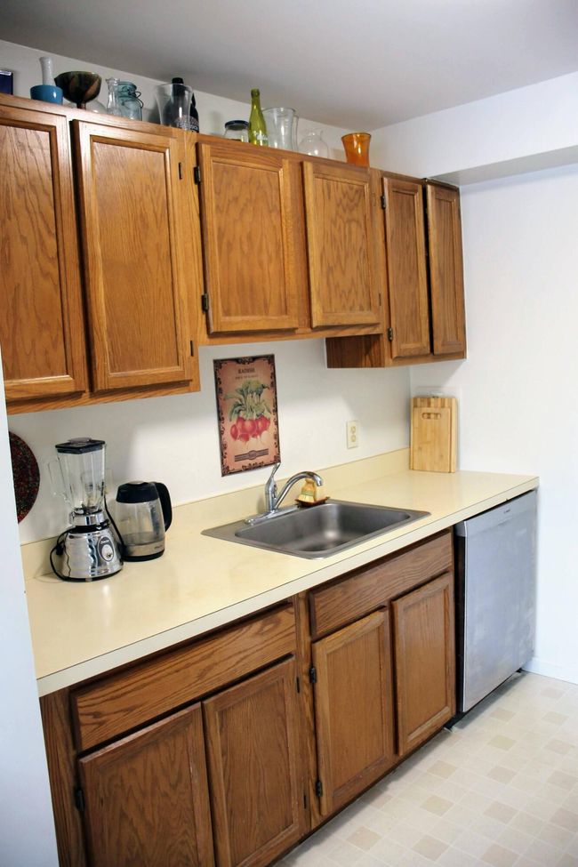 kitchen in great shape | Image 7