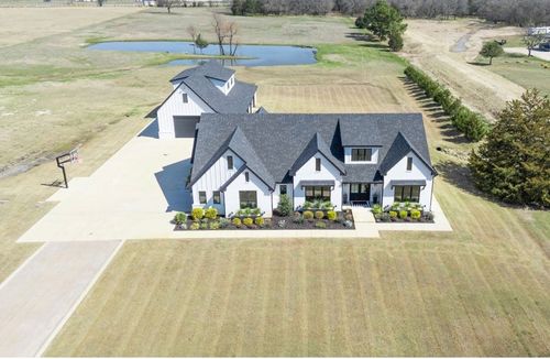 6724 Clearwater Ranch Rd, Wills Point, TX, 75169-8629 | Card Image