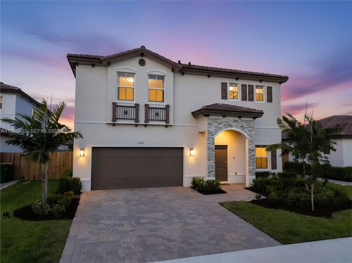 2333 Se 28th Ct, Homestead, FL, 33035-2017 | Card Image