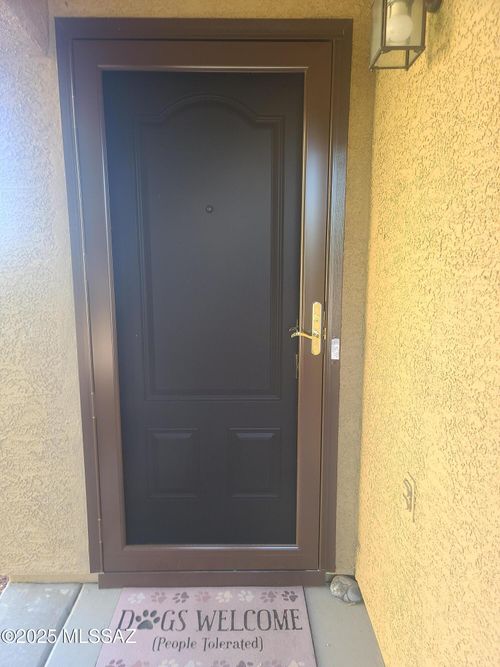 1925 S Mcconnell Dr, Tucson, AZ, 85710-8087 | Card Image