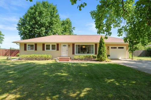 207 Larkspur Ave, Portage, MI, 49002-6239 | Card Image