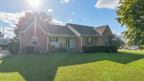 2131 Lambert Dr, Westmoreland, TN, 37186-2111 | Card Image