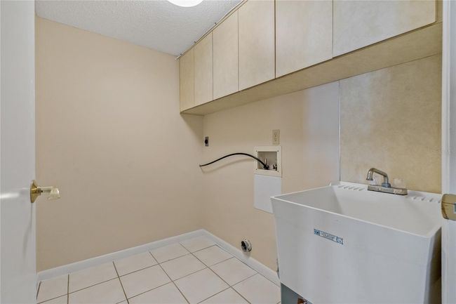 APT-25C - 3031 Countryside Blvd, Condo with 3 bedrooms, 2 bathrooms and null parking in CLEARWATER FL | Image 9