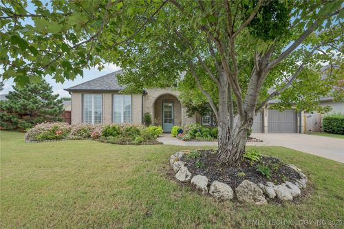 12408 Ash Ave, Jenks, OK, 74037-5078 | Card Image
