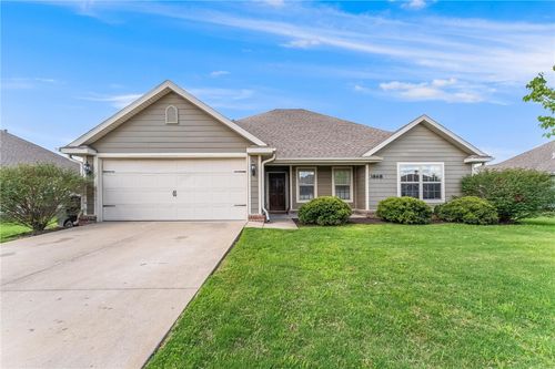 3868 Waterhole Ave, Springdale, AR, 72764-6733 | Card Image