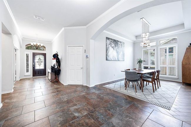 2313 Lilac Breeze Ln, House other with 4 bedrooms, 2 bathrooms and 3 parking in Pearland TX | Image 8