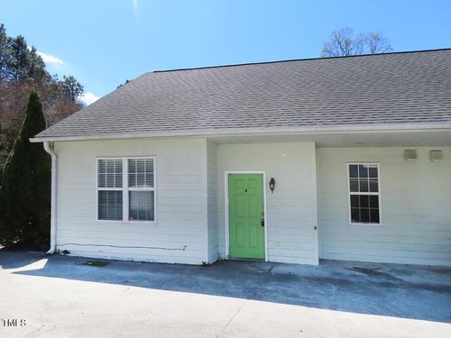 a-702 Sykes St, Chapel Hill, NC, 27516-1931 | Card Image