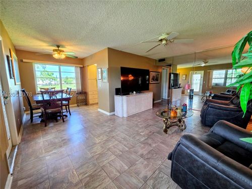 529-529 Fanshaw M, Boca Raton, FL, 33434-3066 | Card Image