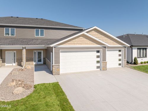 4312 Downing St, Bismarck, ND, 58504-8891 | Card Image