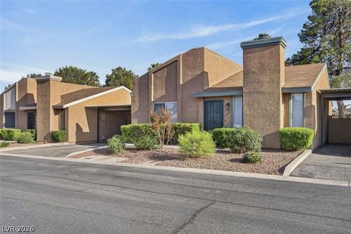 6529 Pinon Pine Way, Las Vegas, NV, 89108-3437 | Card Image