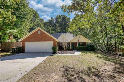 1062 Dutch Mill Dr, House other with 3 bedrooms, 2 bathrooms and 2 parking in Monroe GA | Image 2