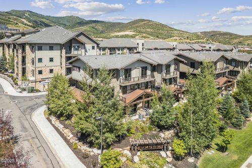 3668 Blackstone Dr, Park City, UT, 84098-6748 | Card Image