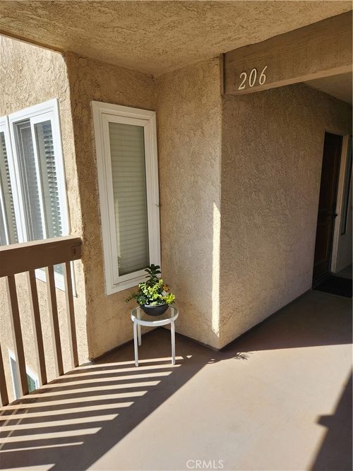apt-206-4861 Lago Dr, Huntington Beach, CA, 92649-5403 | Card Image
