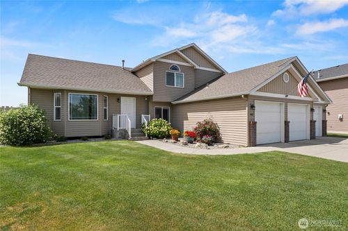 802 E Collin Ave, Medical Lake, WA, 99022-8115 | Card Image