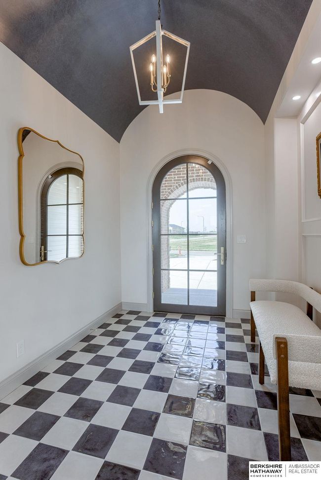 3319 S 209 Th St, Home with 3 bedrooms, 3 bathrooms and 3 parking in Elkhorn NE | Image 7