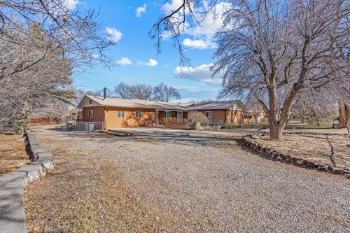 5 Walnut Loop, Espanola, NM, 87532-8207 | Card Image