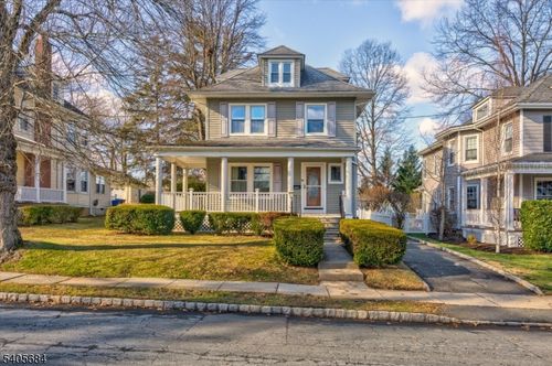 15 N Hillside Ave, Chatham, NJ, 07928-2515 | Card Image