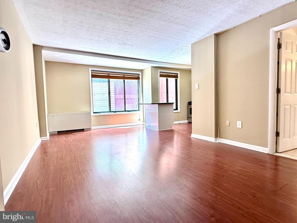 Residential in WASHINGTON 4