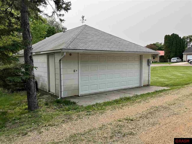 915 Armstrong Blvd S, House other with 3 bedrooms, 3 bathrooms and null parking in Saint James MN | Image 5
