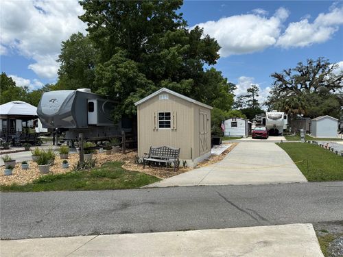 2826 Ne 104th Ave, SILVER SPRINGS, FL, 34488-8345 | Card Image