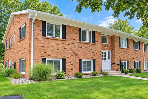 64-5270 Southbrook Ct, Hudsonville, MI, 49426-1596 | Card Image