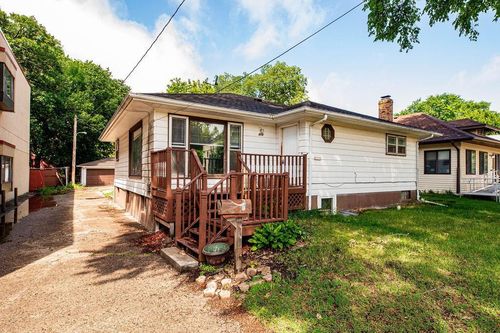 415 10th St S, Moorhead, MN, 56560-2849 | Card Image