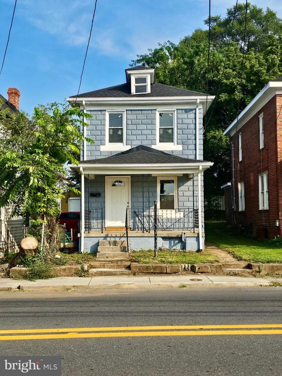 Winchester Ave, Martinsburg, WV 25401