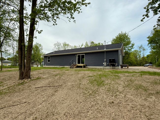 2827 Green Acres Dr, House other with 3 bedrooms, 2 bathrooms and null parking in Mulliken MI | Image 27