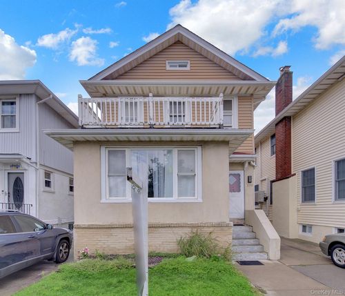 339 Fulton St, Long Beach, NY, 11561-1815 | Card Image