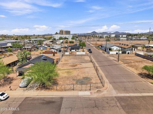 24-1846 E Adams St, Phoenix, AZ, 85034-1215 | Card Image