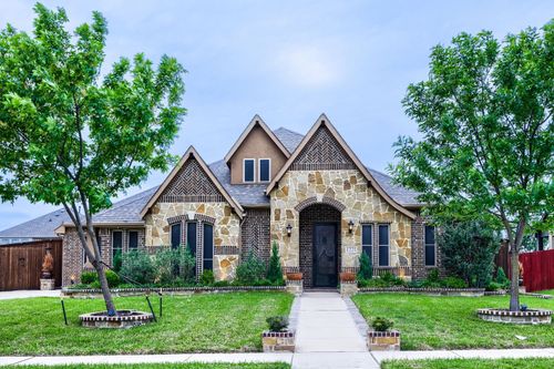 1221 Kittery Dr, Desoto, TX, 75115-8133 | Card Image