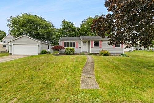 30 Bellevue Ave, Somerset, MA, 02725-1802 | Card Image