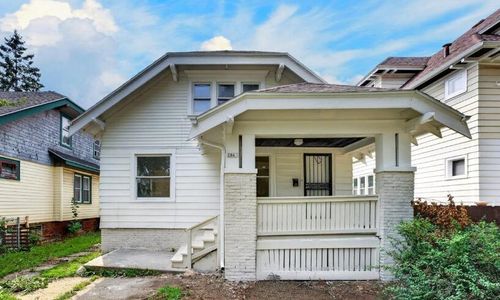 2867 N 40th Street, Milwaukee, WI, 53210 | Card Image