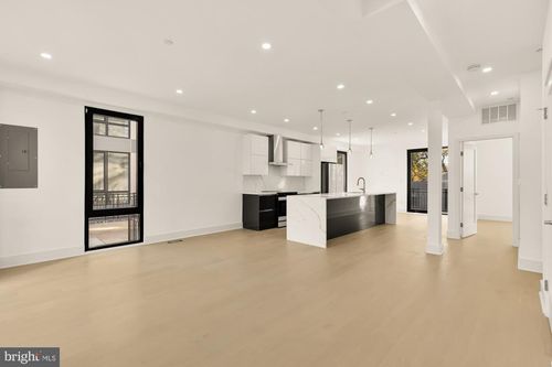 1-1810 Central Pl Ne, WASHINGTON, DC, 20002-1704 | Card Image