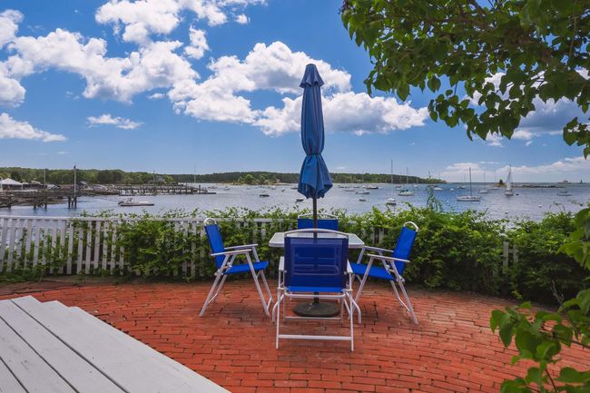 70 Pepperrell Rd, House other with 4 bedrooms, 3 bathrooms and null parking in Kittery Point ME | Image 11