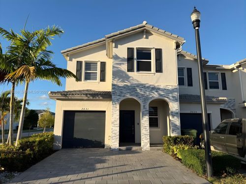 2631-2631 Se 11th St, Homestead, FL, 33035-2535 | Card Image