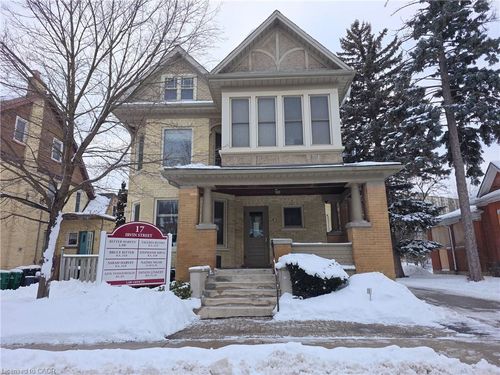 17 Irvin St, Kitchener, ON, N2H1K6 | Card Image