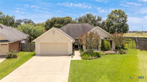 322 Green Gable Dr, Victoria, TX, 77904-1165 | Card Image
