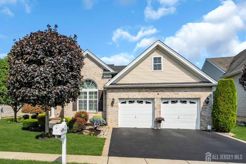 117 Kings Mill Rd, Monroe, NJ, 08831-8904 | Card Image