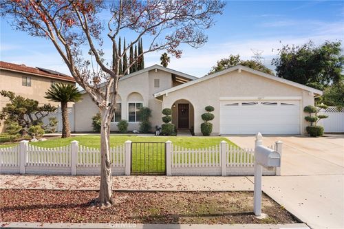 618 S Sally Lee Ave, Azusa, CA, 91702-5346 | Card Image