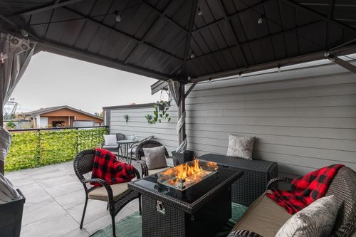 70-16433 19 Ave, Surrey, BC, V3Z0Z1 | Card Image