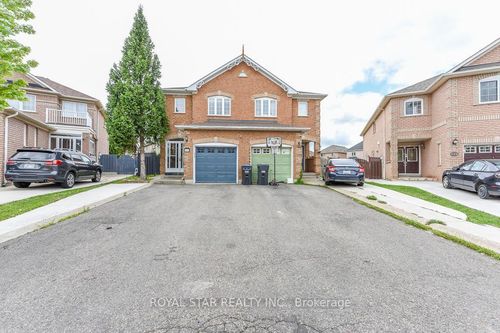 118 Tiller Trail, Brampton, ON, L6X4S8 | Card Image