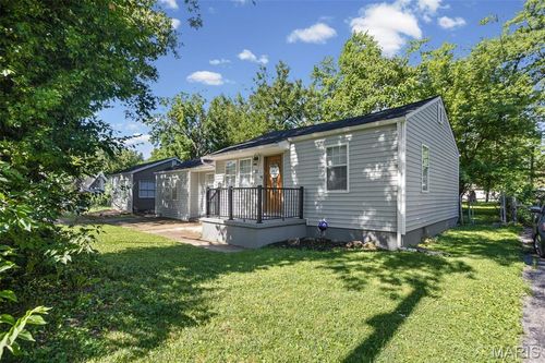 31 Judith Ln, Fairview Heights, IL, 62208-1906 | Card Image