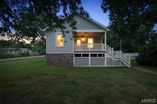 910 Camilla St, Park Hills, MO, 63601-4038 | Card Image